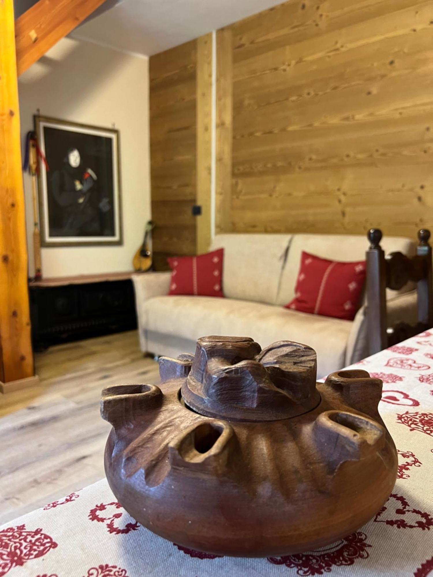 Maison Marcoz - Appartamenti Vacanze Étroubles Exterior foto